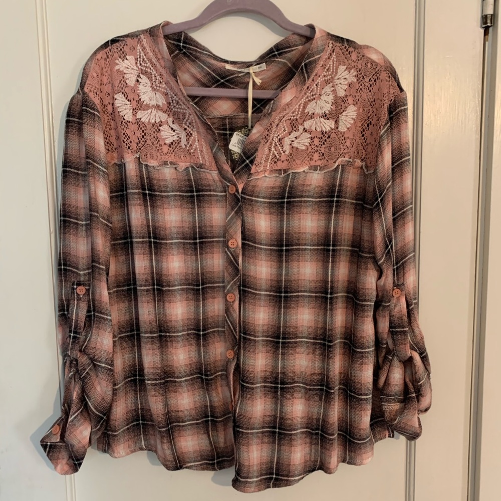 Button down top - Picture 5 of 9